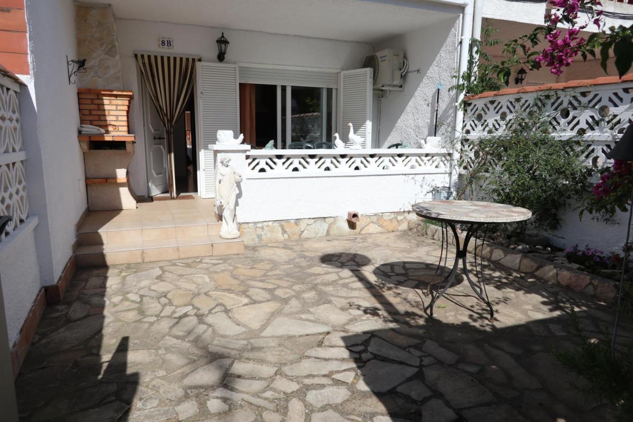 Orlina Appartement Empuriabrava Buitenkant foto